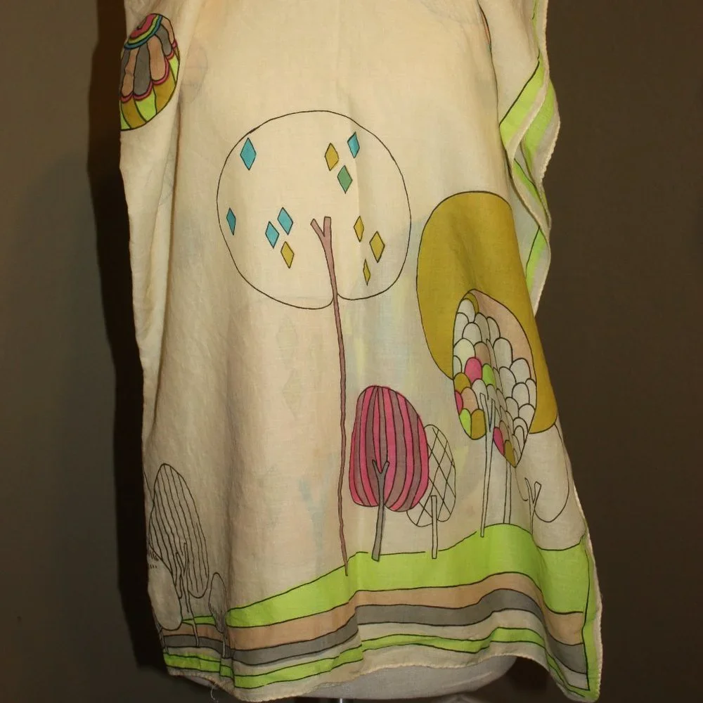 RARE BECK SONDERGAARD LARGE SCARF LOVELY PARK DESIGN BALLONS KITES TREES - Picture 2 of 3